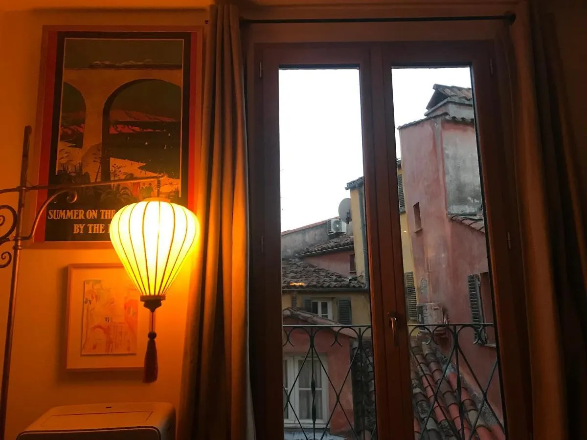 Apartment Spacious And Bright Flat Close To The Beach : Heart Of Old Nice France