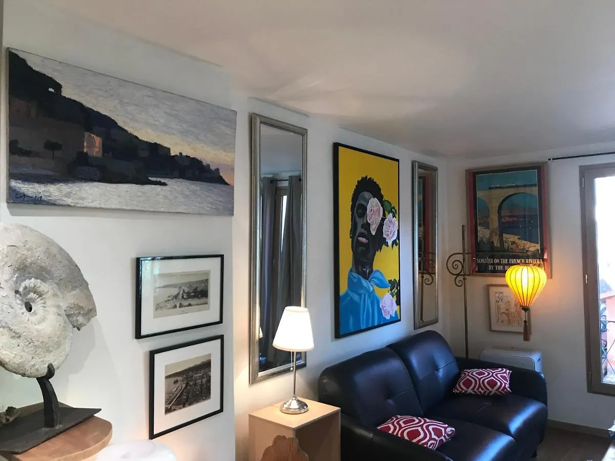 Spacious And Bright Flat Close To The Beach : Heart Of Old Nice France