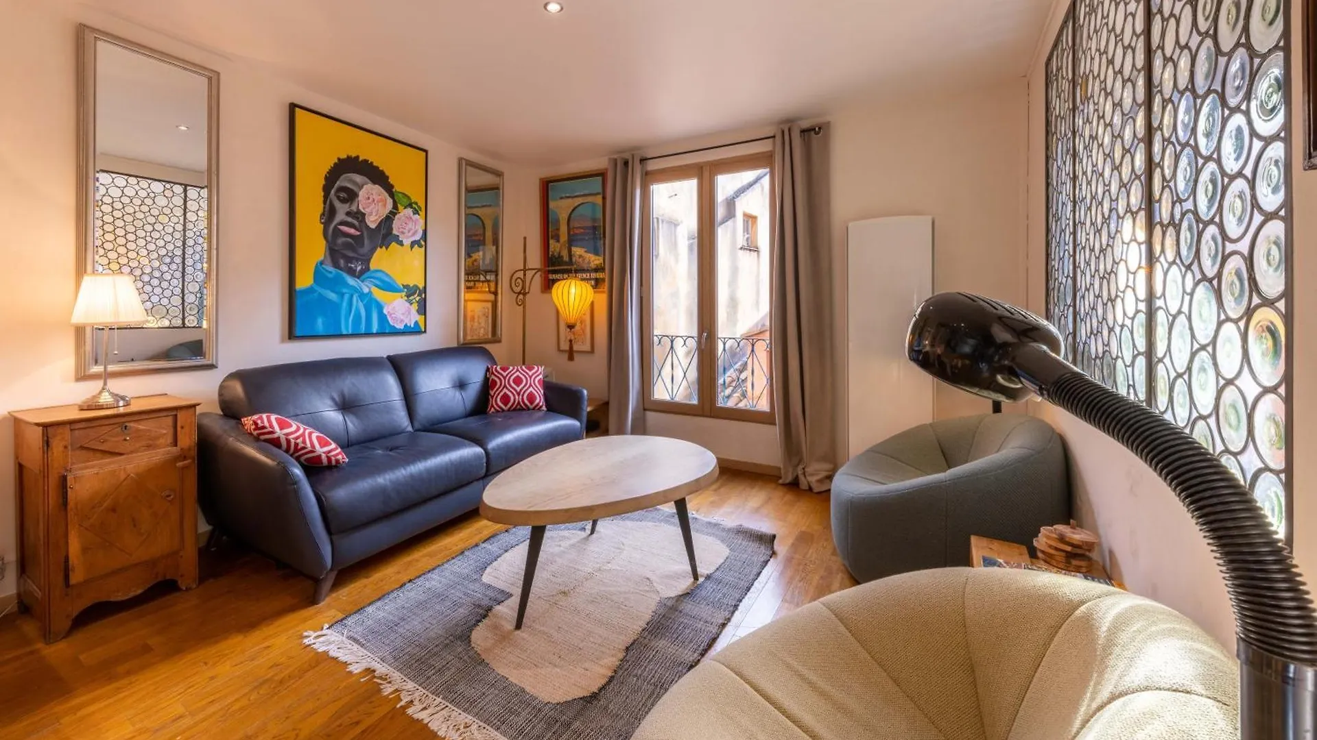 Apartment Spacious And Bright Flat Close To The Beach : Heart Of Old Nice France